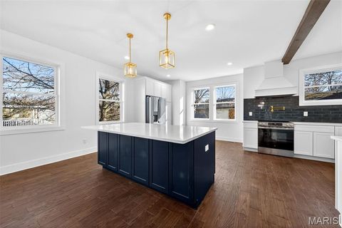 Tiny photo for 814 Clark Avenue, Webster Groves, MO 63119 (MLS # 26013535)