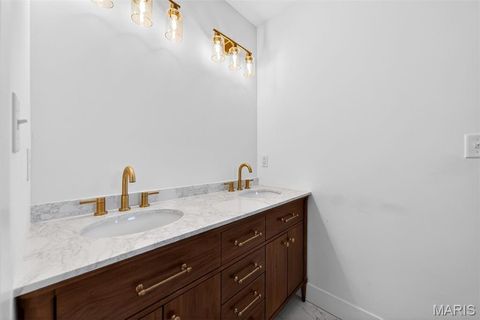 Tiny photo for 814 Clark Avenue, Webster Groves, MO 63119 (MLS # 26013535)