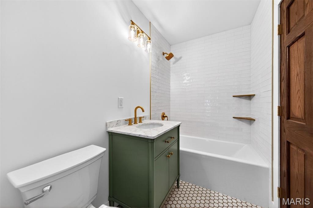 Tuxedo Park - Residential