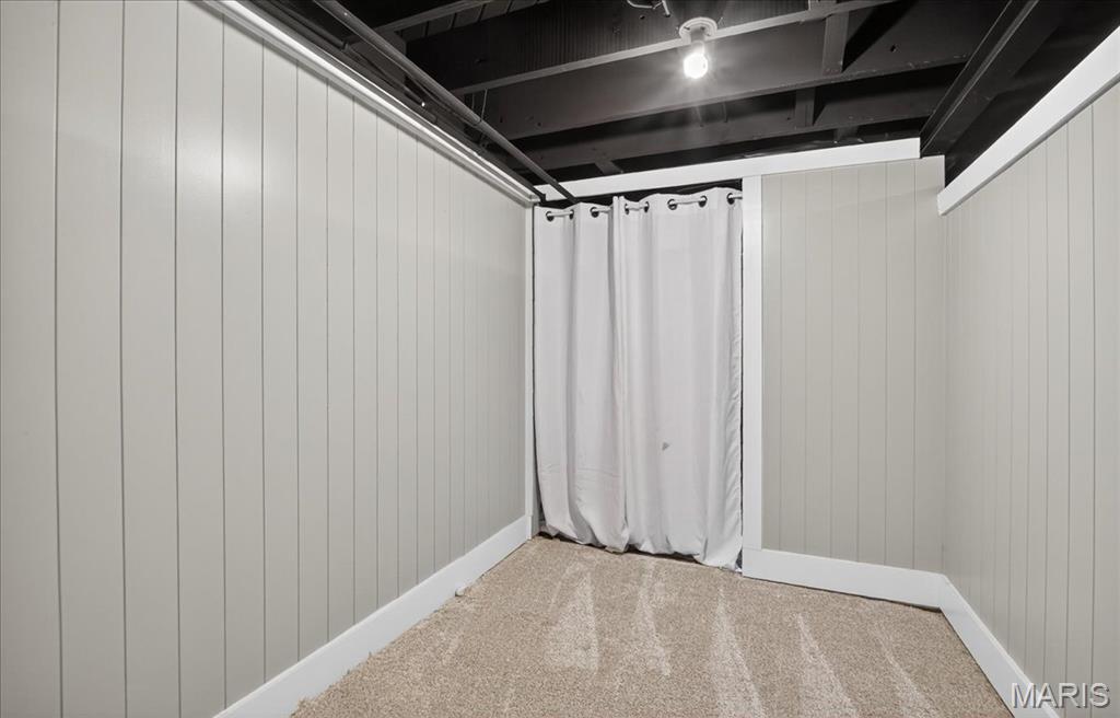 Country Club Court - Residential