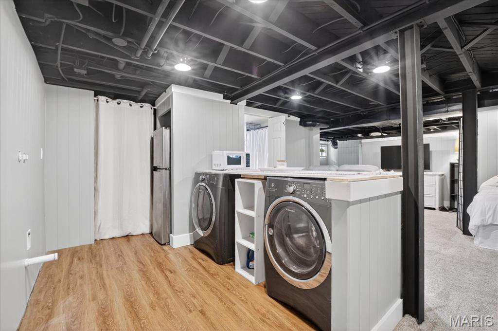 Country Club Court - Residential