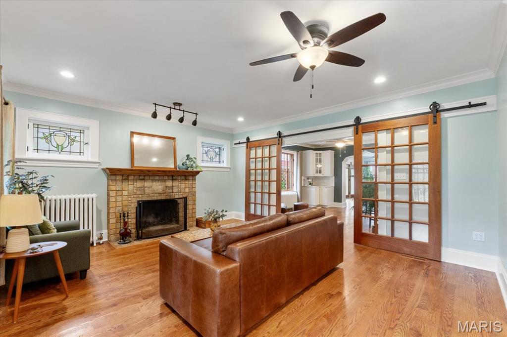 Country Club Court - Residential