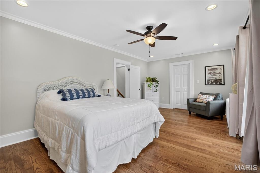 Country Club Court - Residential