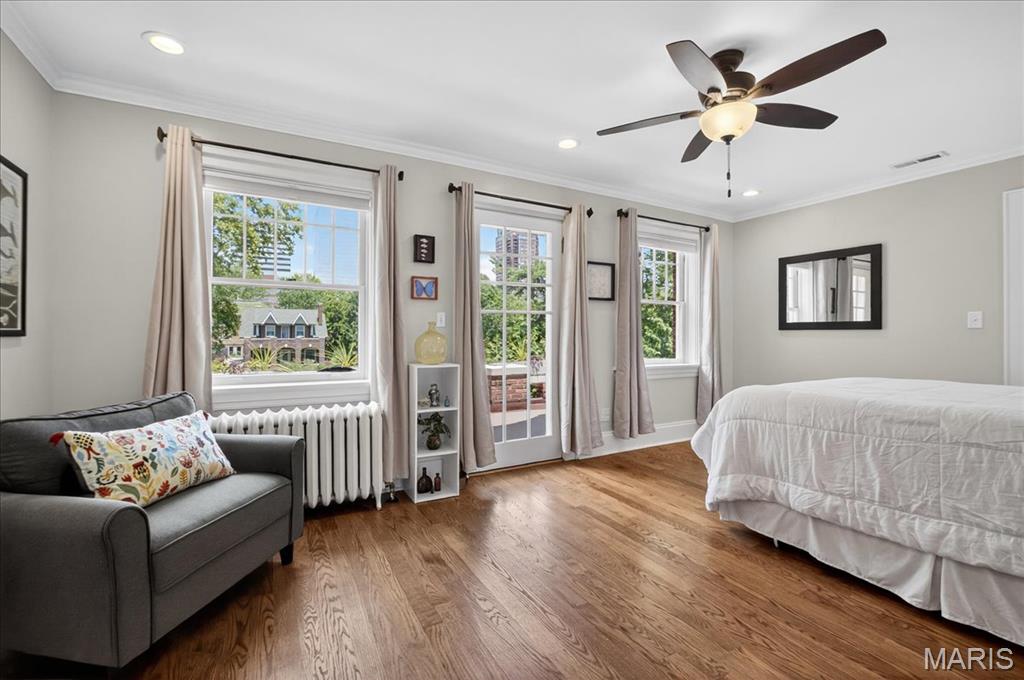 Country Club Court - Residential