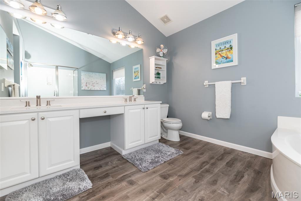 Emerald Forest Five - Residential