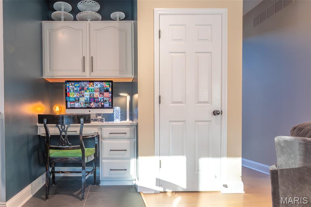 Emerald Forest Five - Residential