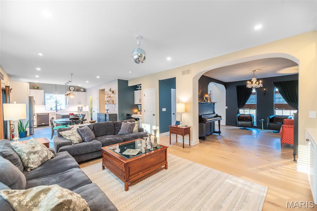 Emerald Forest Five - Residential