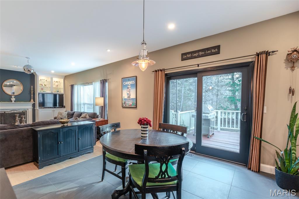 Emerald Forest Five - Residential