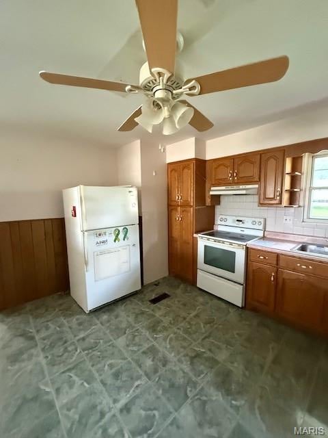 1532 Kingsway Drive - Photo 4