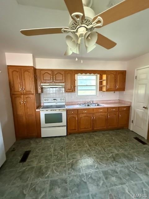 1532 Kingsway Drive - Photo 2