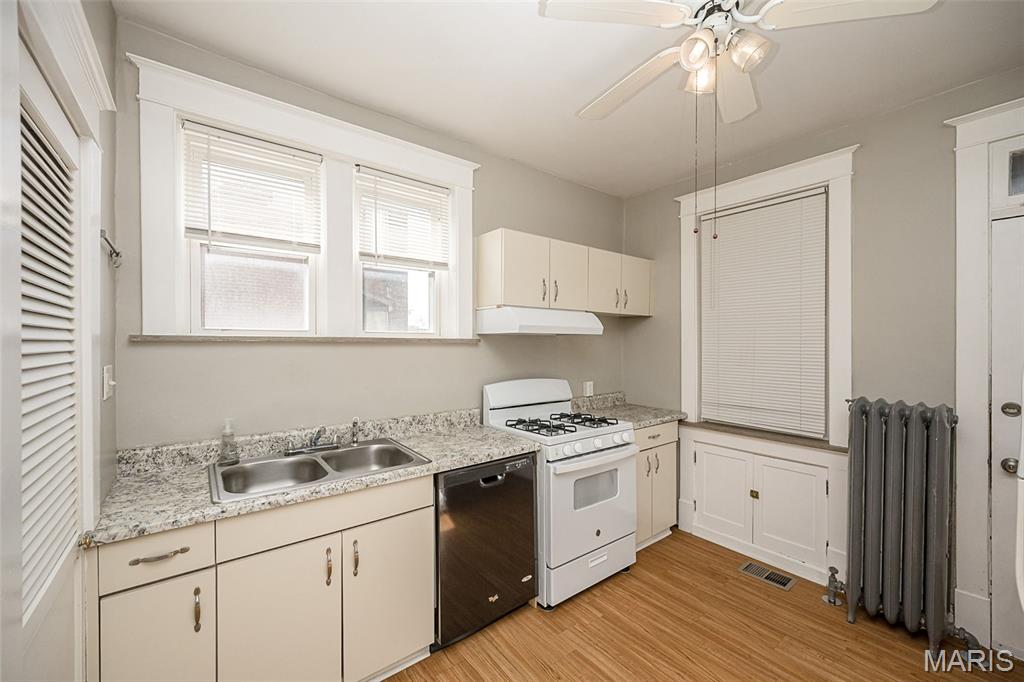 Grand Dover Place Add - Residential Income