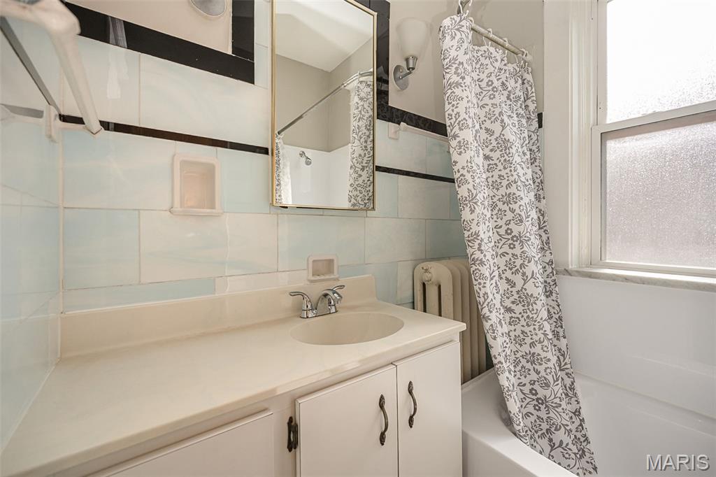 Grand Dover Place Add - Residential Income