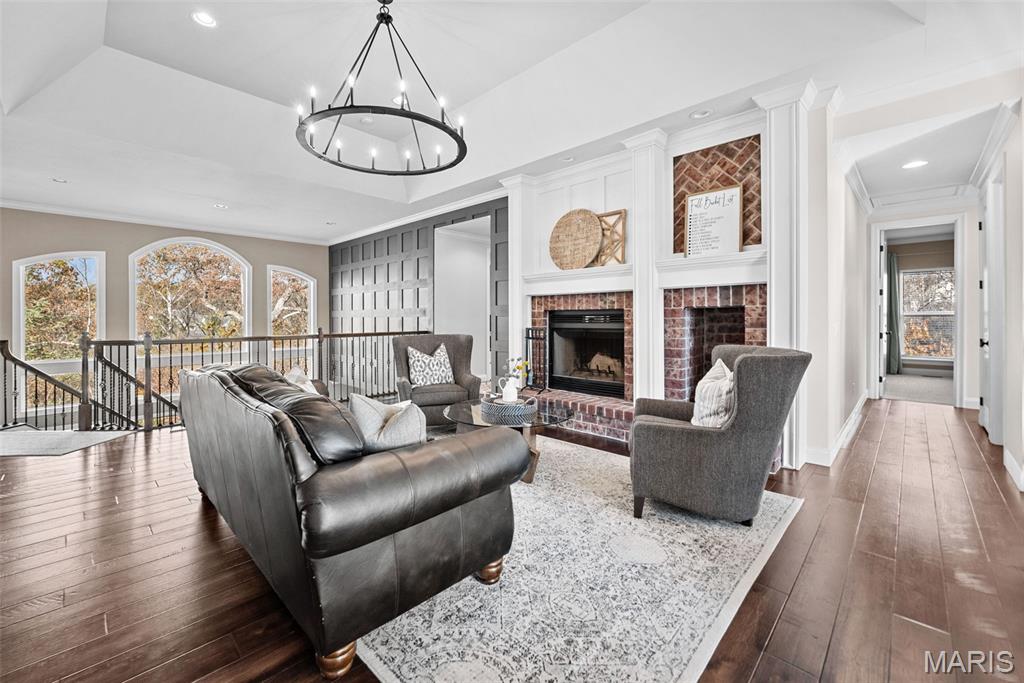 Lake St Louis, Missouri 63367, United States, 7 Bedrooms Bedrooms, ,5 BathroomsBathrooms,Residential,Pending,190274