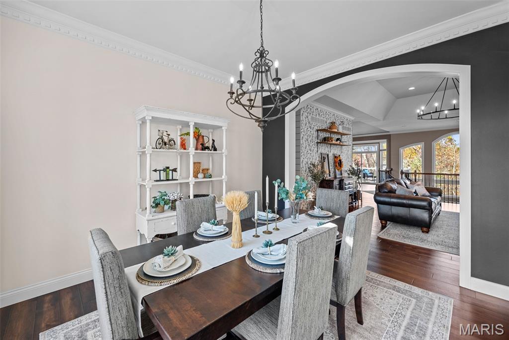 Lake St Louis, Missouri 63367, United States, 7 Bedrooms Bedrooms, ,5 BathroomsBathrooms,Residential,Pending,190274