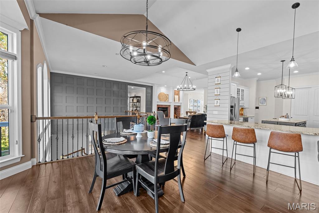 Lake St Louis, Missouri 63367, United States, 7 Bedrooms Bedrooms, ,5 BathroomsBathrooms,Residential,Pending,190274