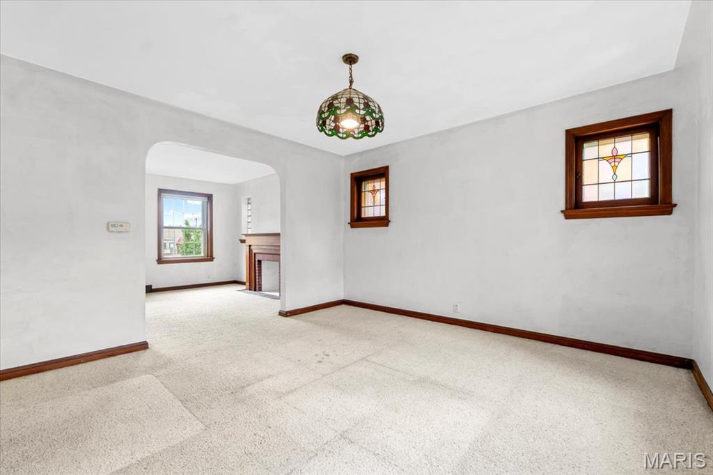 St Louis, Missouri 63109, United States, 3 Bedrooms Bedrooms, ,2 BathroomsBathrooms,Residential,Pending,128311