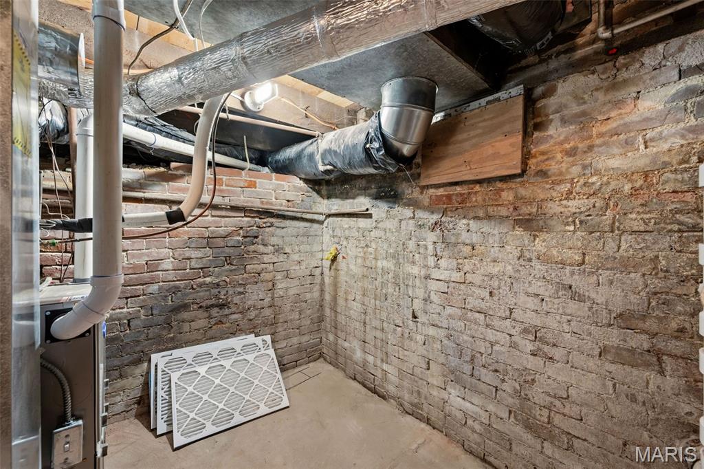 City/St Charles - Residential