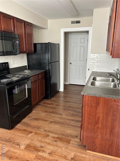 Tiny photo for 1951 Greenpoint Drive #103, Kirkwood, MO 63122 (MLS # 25075206)