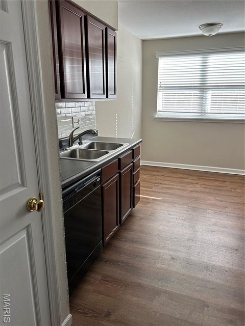 Tiny photo for 1951 Greenpoint Drive #103, Kirkwood, MO 63122 (MLS # 25075206)