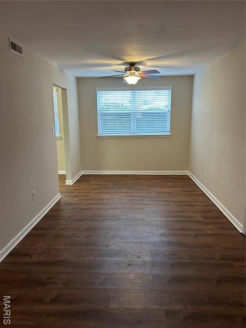 Tiny photo for 1951 Greenpoint Drive #103, Kirkwood, MO 63122 (MLS # 25075206)