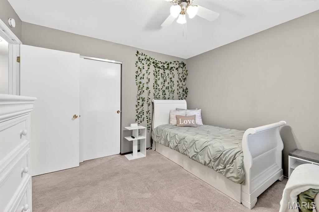 Florissant, Missouri 63034, United States, 4 Bedrooms Bedrooms, ,3 BathroomsBathrooms,Residential,Active,203304