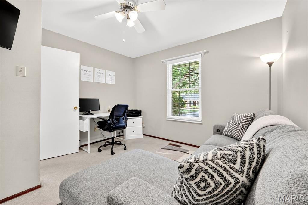 Florissant, Missouri 63034, United States, 4 Bedrooms Bedrooms, ,3 BathroomsBathrooms,Residential,Active,203304