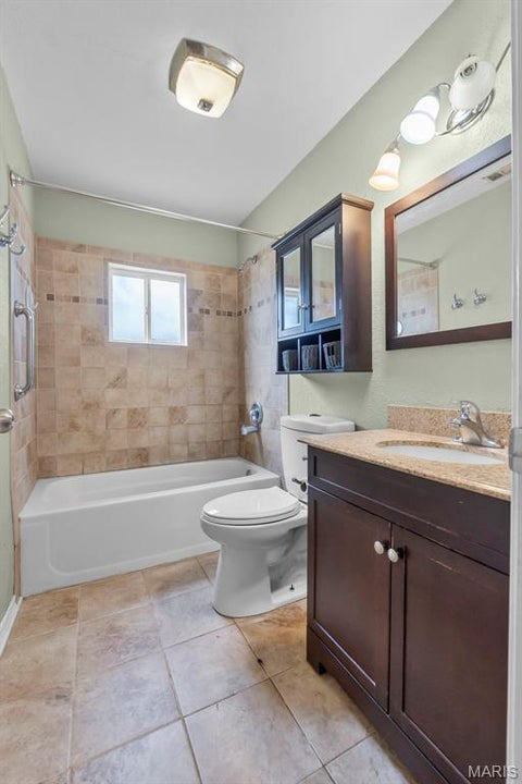 Tiny photo for 412 E Union Street, Clarkton, MO 63837 (MLS # 26066605)