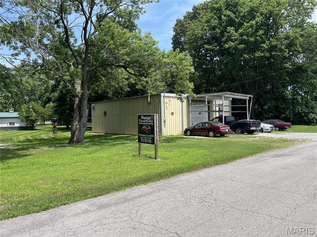 n/a - Commercial Sale