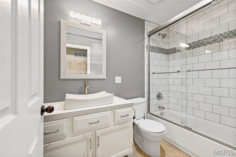 Tiny photo for 717 Turtle Cove, Ballwin, MO 63011 (MLS # 25082269)