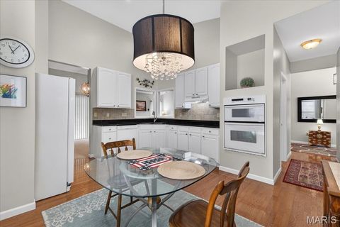 Tiny photo for 14736 Thornbird Manor Parkway, Chesterfield, MO 63017 (MLS # 26025967)