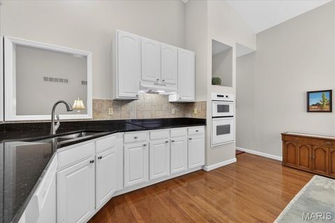 Tiny photo for 14736 Thornbird Manor Parkway, Chesterfield, MO 63017 (MLS # 26025967)
