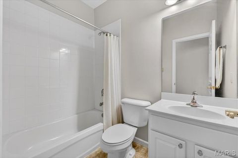 Tiny photo for 14736 Thornbird Manor Parkway, Chesterfield, MO 63017 (MLS # 26025967)