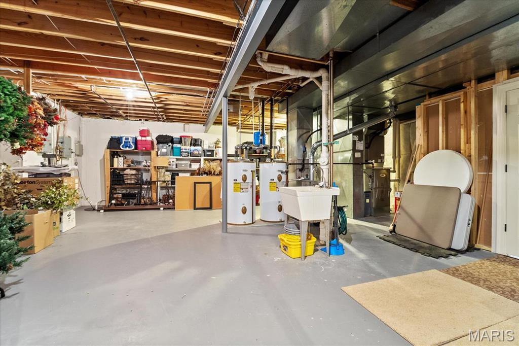 Crossing At Chesterfield The - Residential