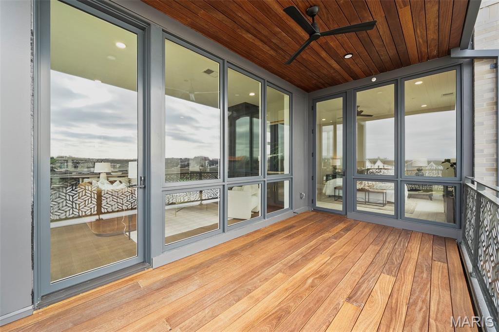 Wildhorse Lake Boulevard - Residential