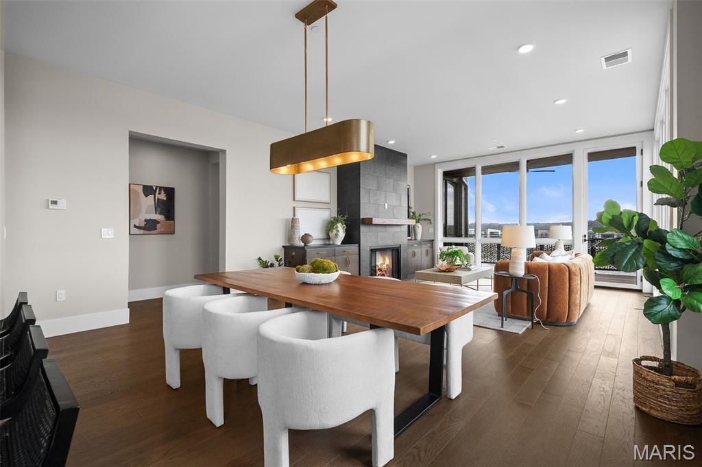 Wildhorse Lake Boulevard - Residential