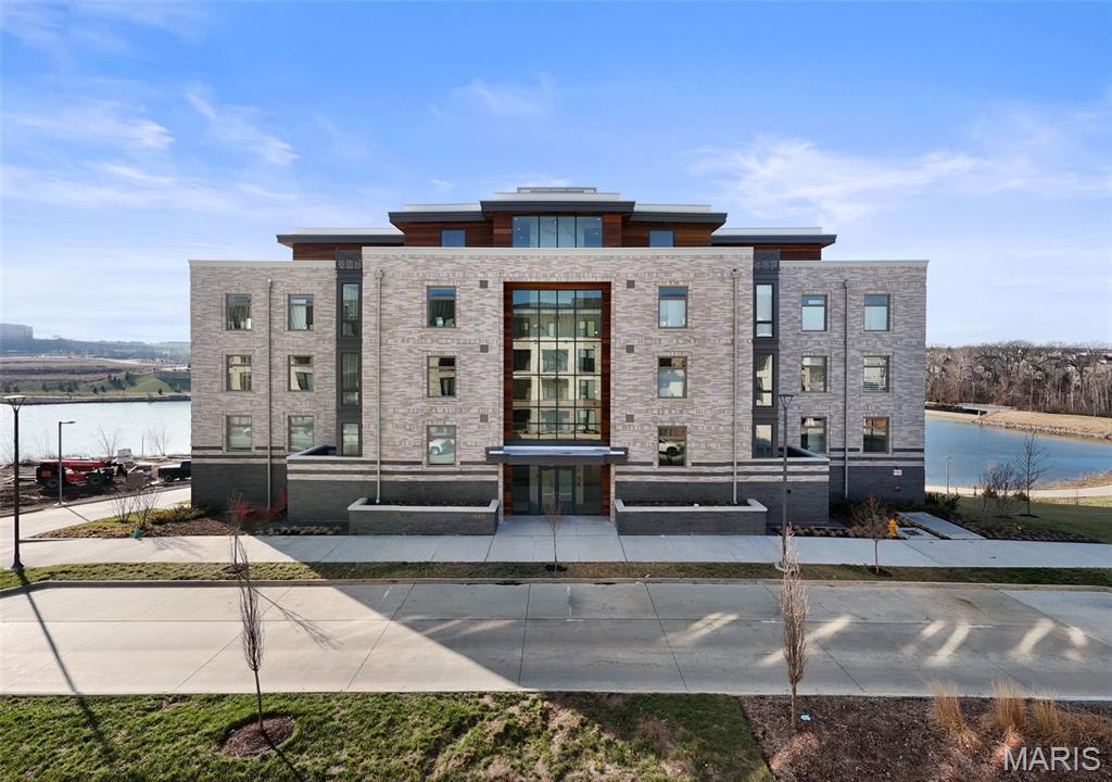 Wildhorse Lake Boulevard - Residential