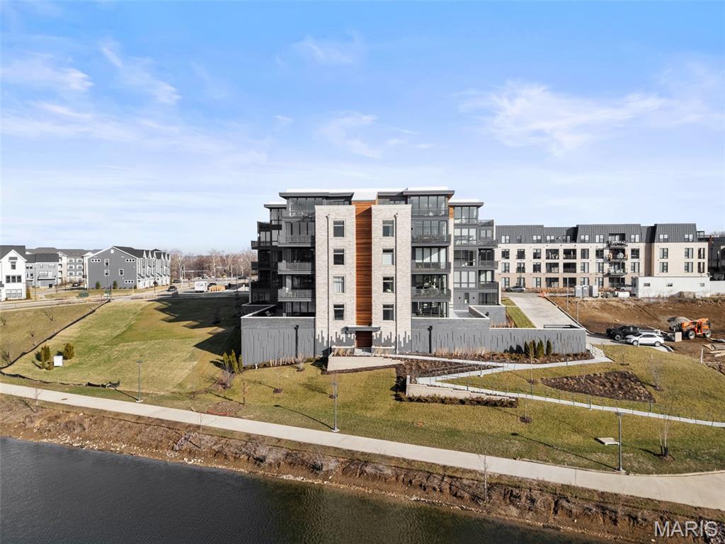 Wildhorse Lake Boulevard - Residential