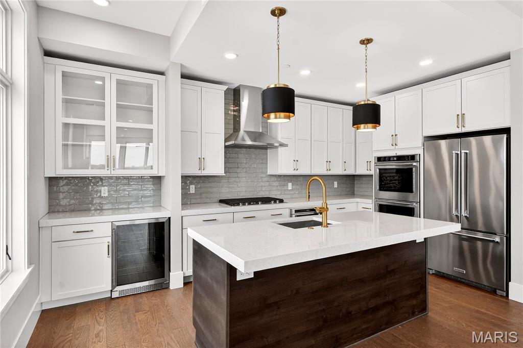 Wildhorse Lake Boulevard - Residential