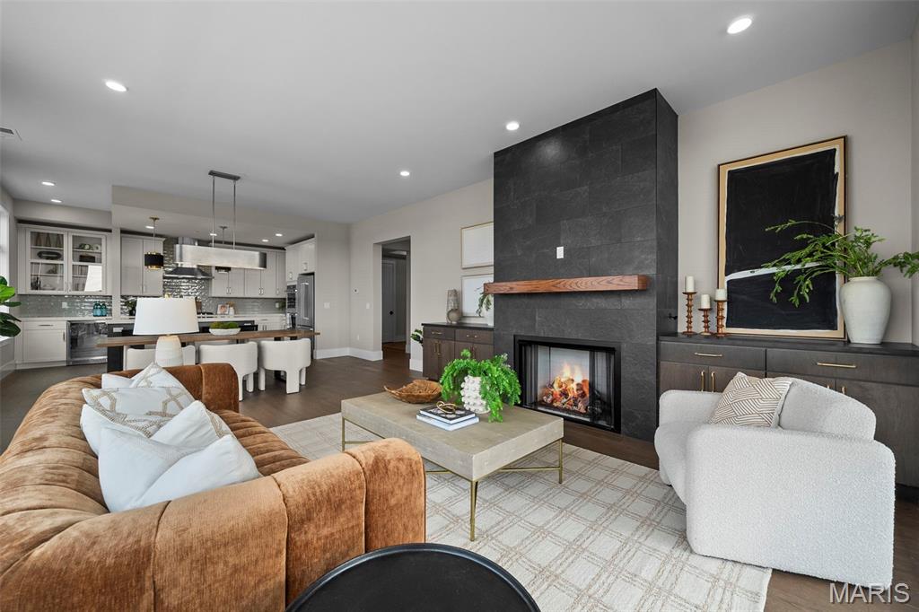 Wildhorse Lake Boulevard - Residential