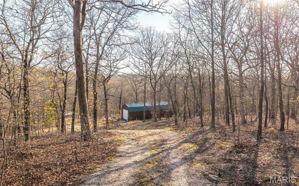 Photo of 83 Minx Valley Drive, Roach, MO 64781 (MLS # 26024451)