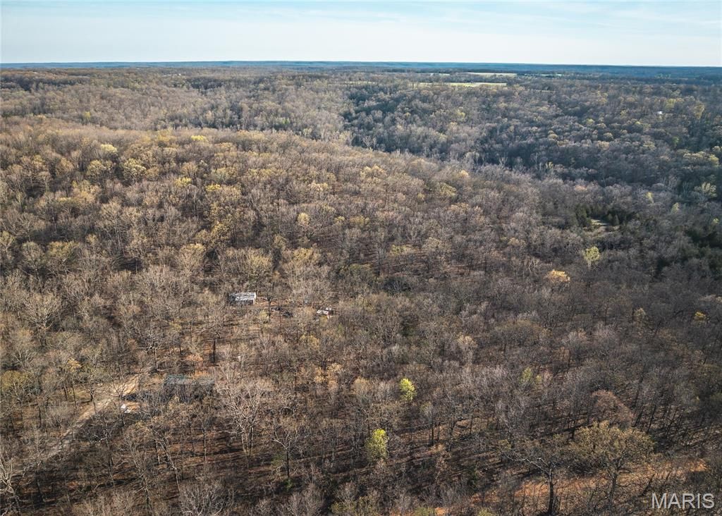 Photo of 83 Minx Valley Drive, Roach, MO 64781 (MLS # 26024451)