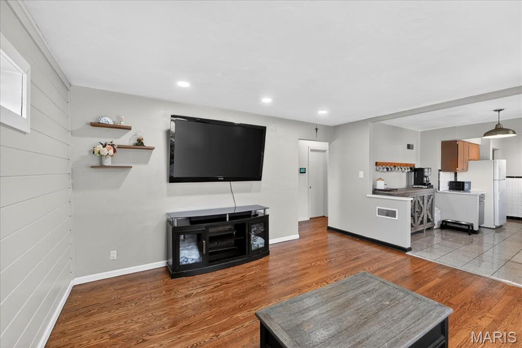 Rose Garden 3 - Residential