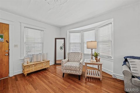 Tiny photo for 426 S Maple Avenue, Webster Groves, MO 63119 (MLS # 25070092)
