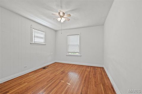 Tiny photo for 426 S Maple Avenue, Webster Groves, MO 63119 (MLS # 25070092)
