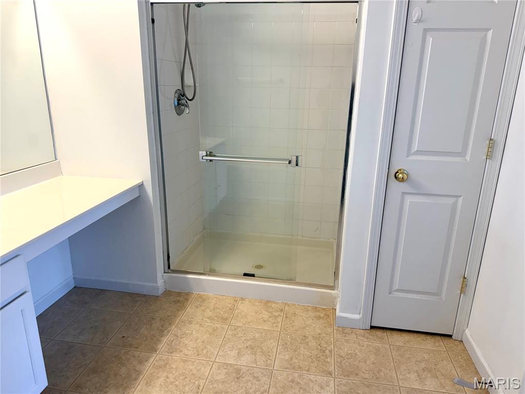 Pearson Pointe Villa - Residential