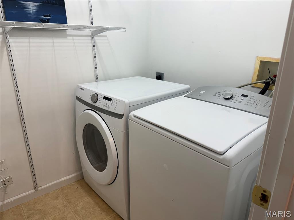 Pearson Pointe Villa - Residential