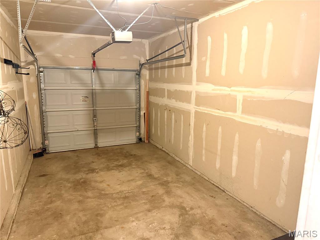 Pearson Pointe Villa - Residential