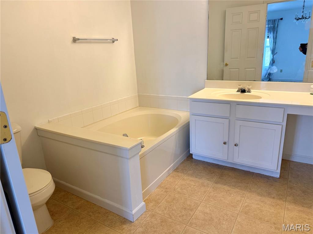 Pearson Pointe Villa - Residential