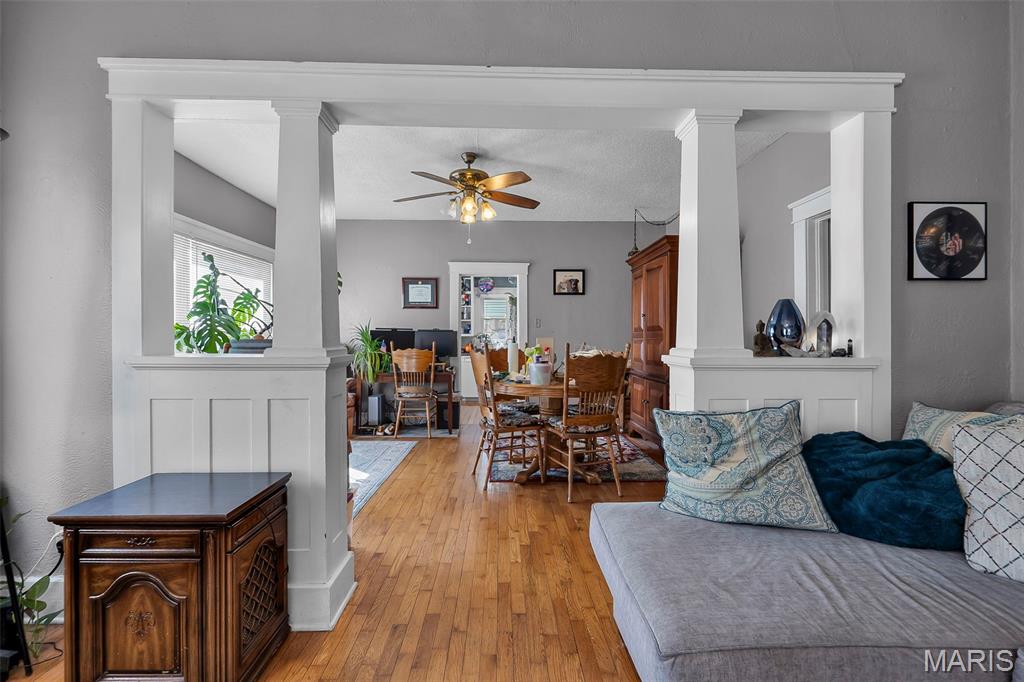 Red Star Add - Residential