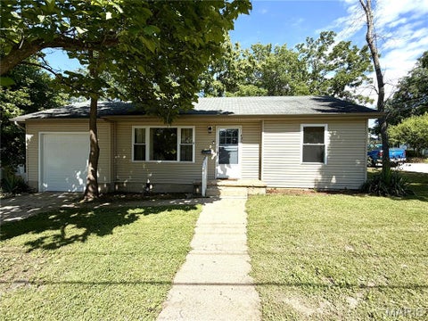 Photo of 406 S Warfel Street, Salem, MO 65560 (MLS # 26037847)